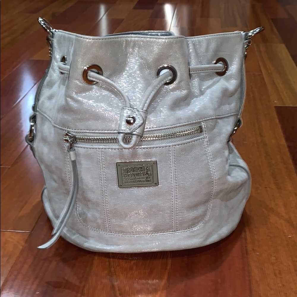Coach Poppy handbag shoulder/ crossbody Silver